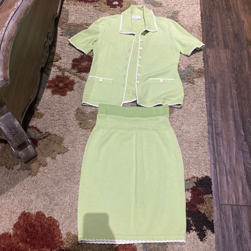 St. John Green Skirt Set